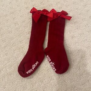 Kids socks with red bow